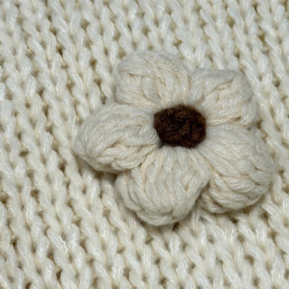 Anna & Ava 3D Flower Cardigan Sweater Chunky Knit Oversized Boho - Picture 10 of 14